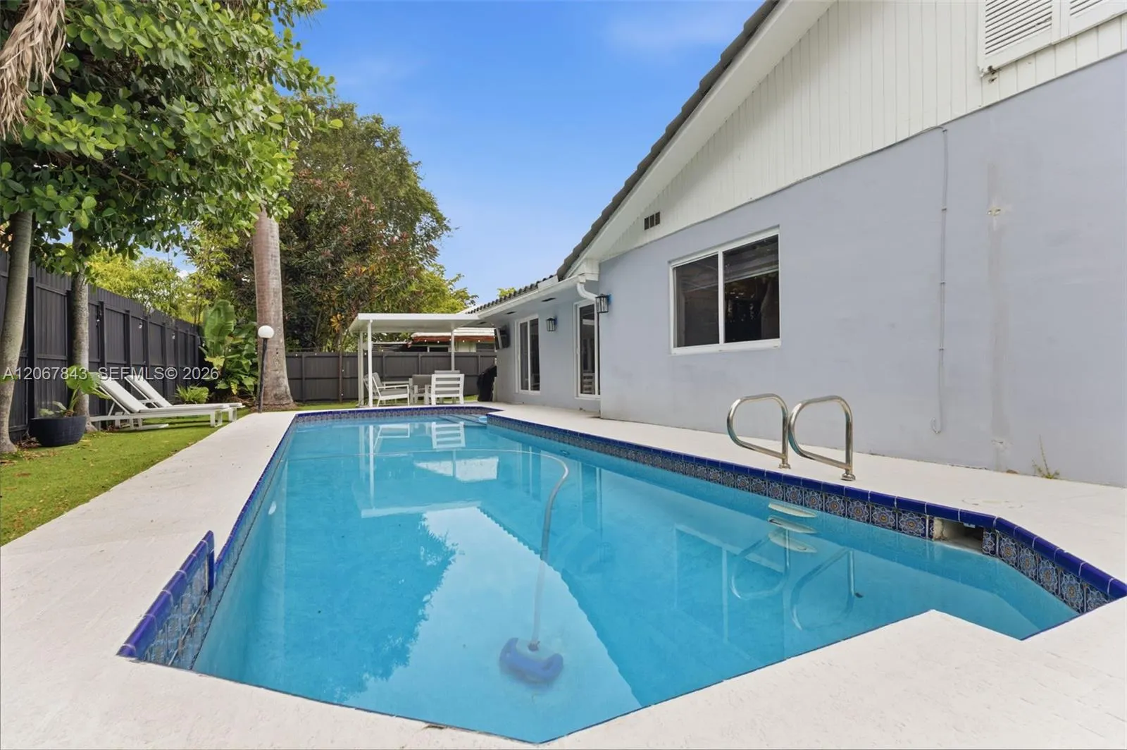 Property photo 24