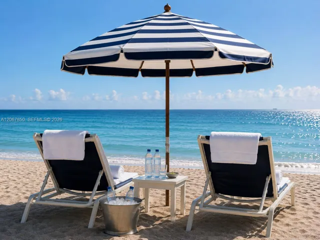 Beach Service - South of Fifth