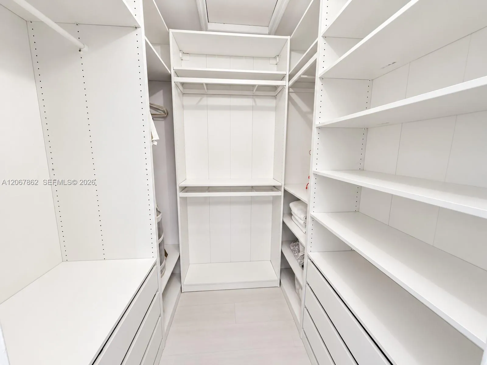 Property photo 74