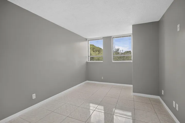 26-web-or-mls-BS1A5469