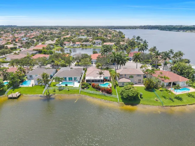 2325 Nw 186th Ave-36