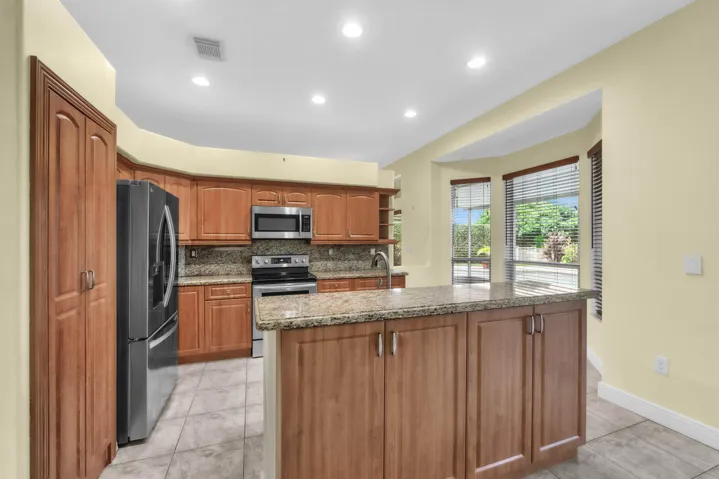 2325 Nw 186th Ave-53
