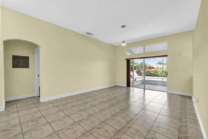 2325 Nw 186th Ave-42