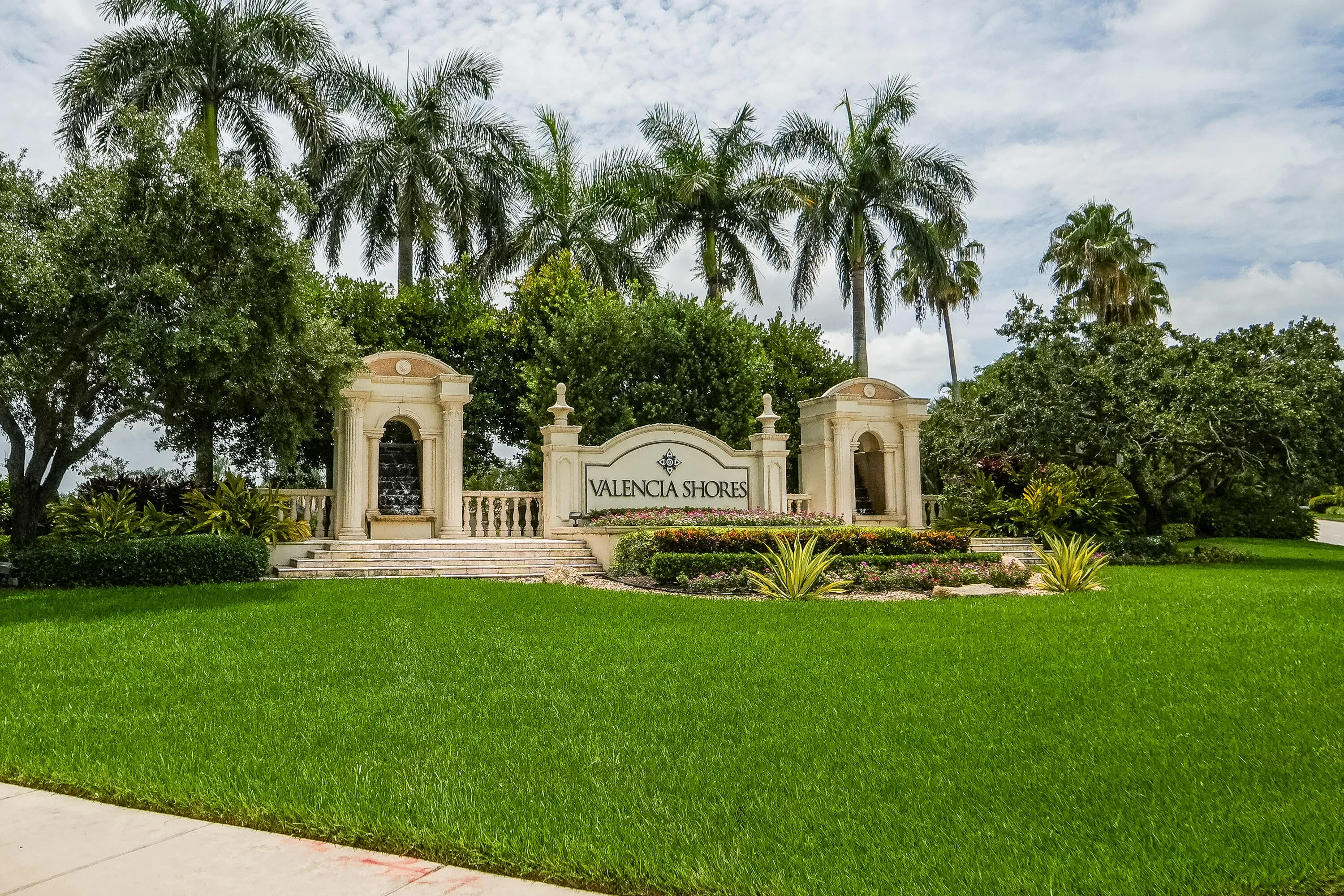 Welcome to Valencia Shores, a premier active-adult community with two guarded, gated entrances.