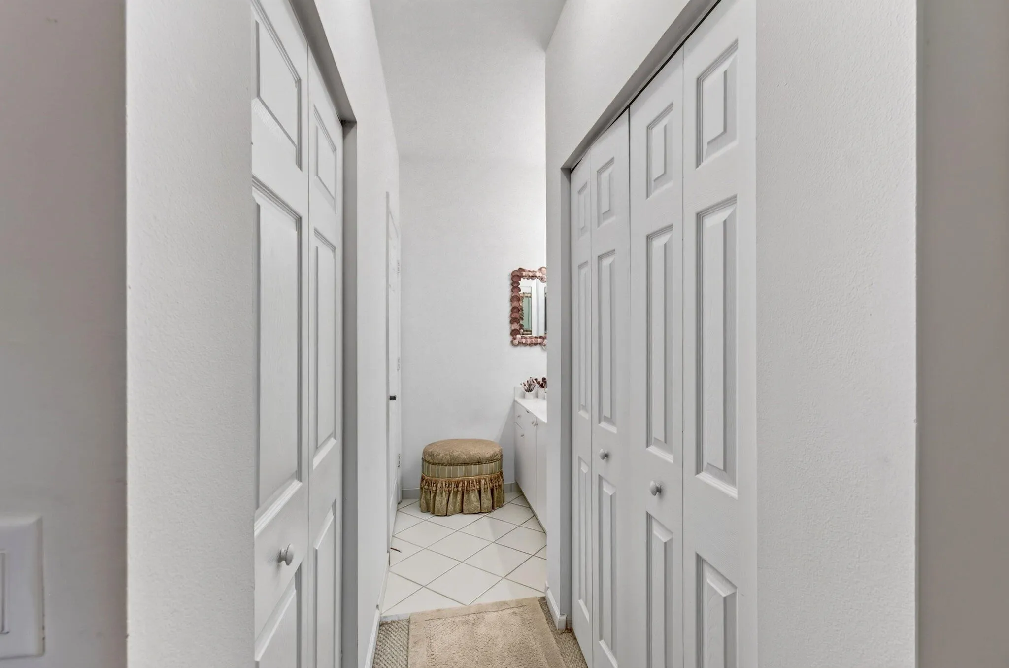 10dressing area