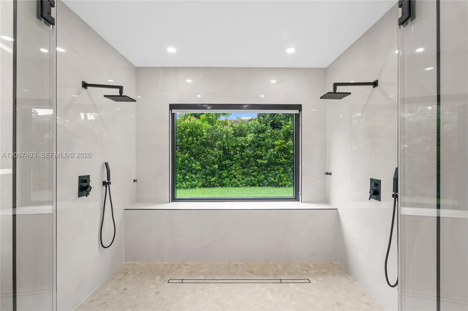 Property photo 73