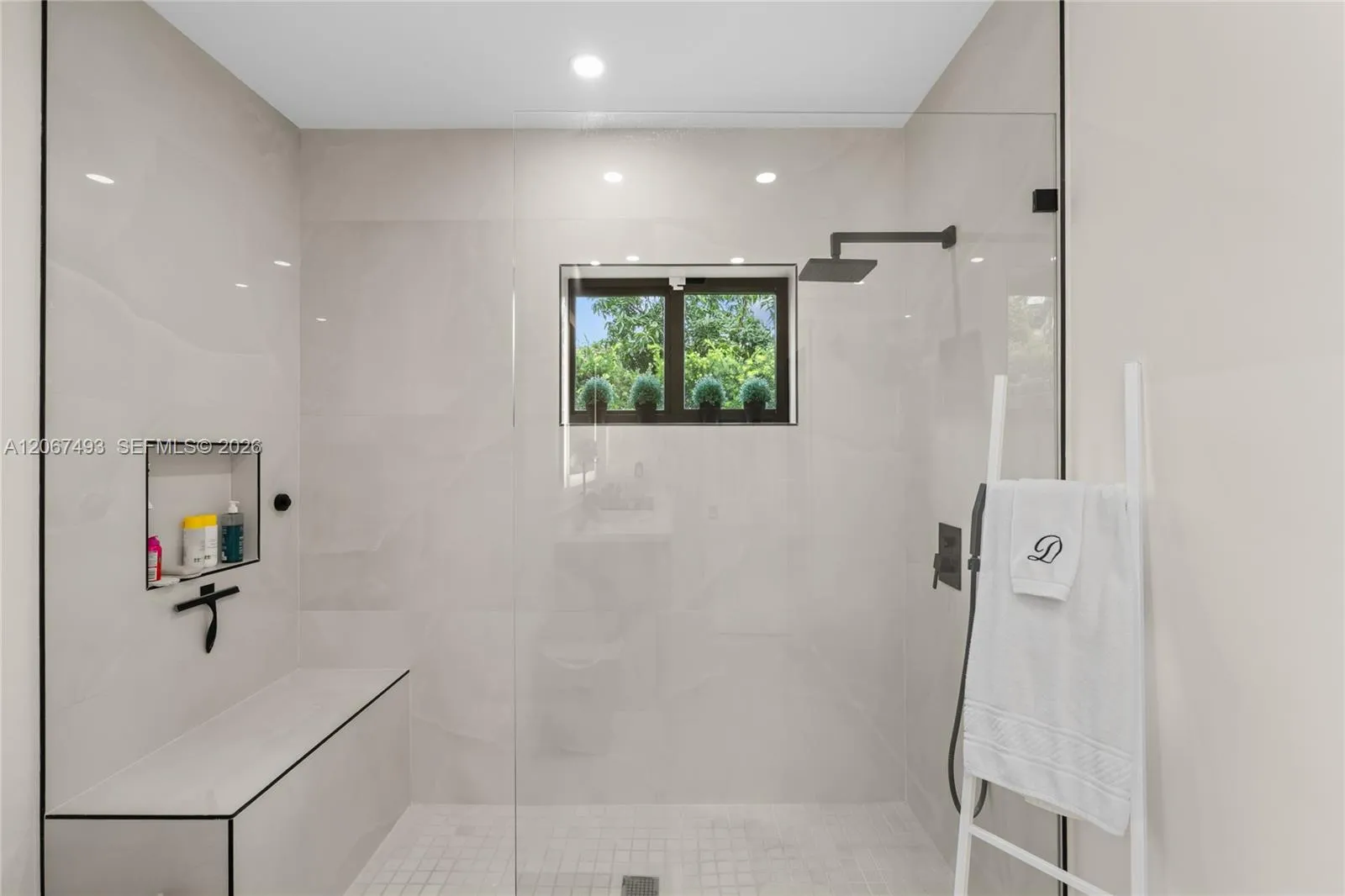 Property photo 74