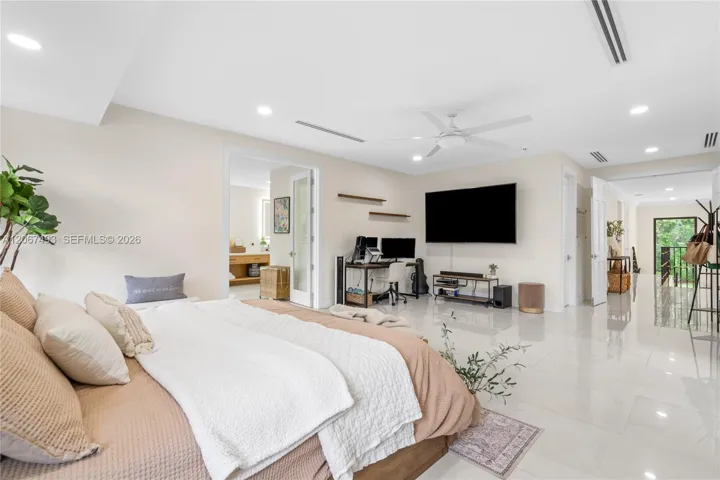 primary suite #1