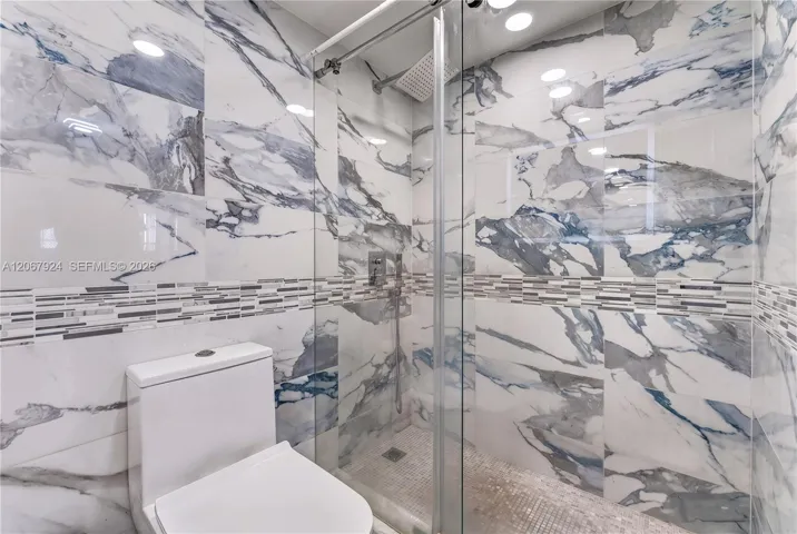 Walk in shower