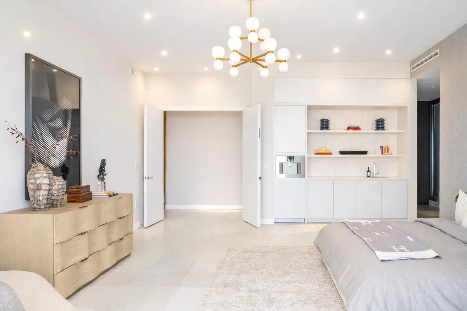 MasterBedroom (1)