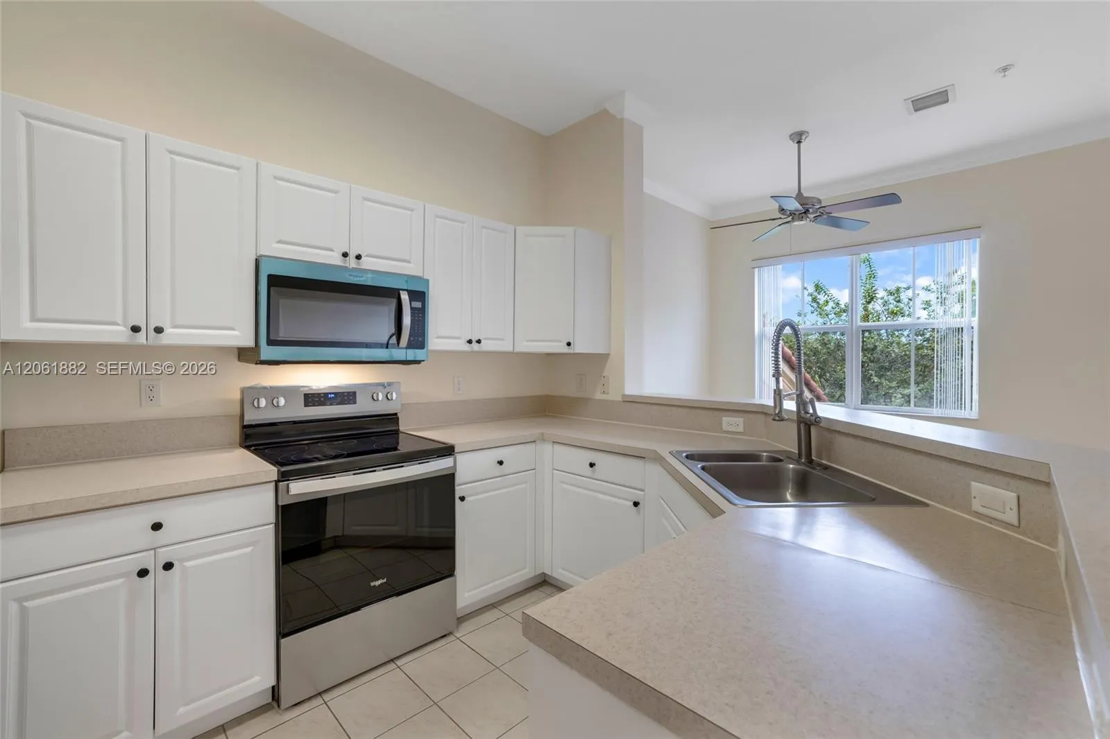Brand new stove/microwave/dishwasher
