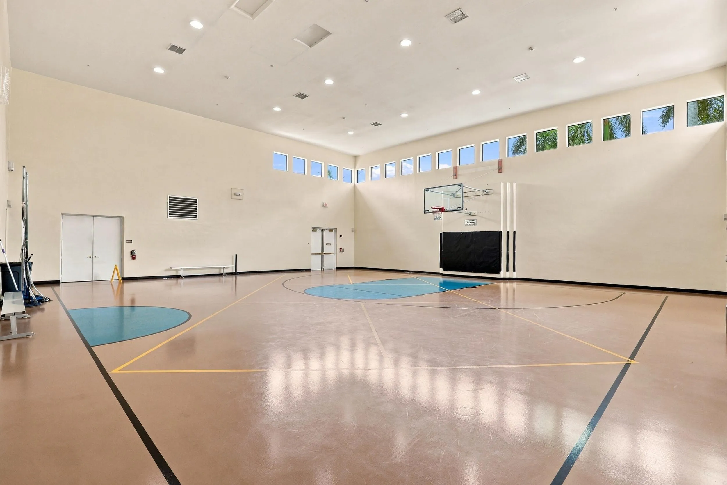 Clubhouse indoor half basketball court