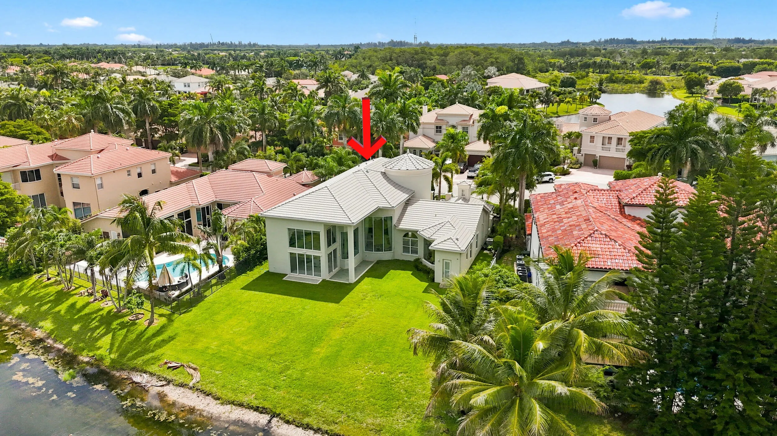 Premium cul de sac lake/natural preserve lot with mature landscape and 3 car garage