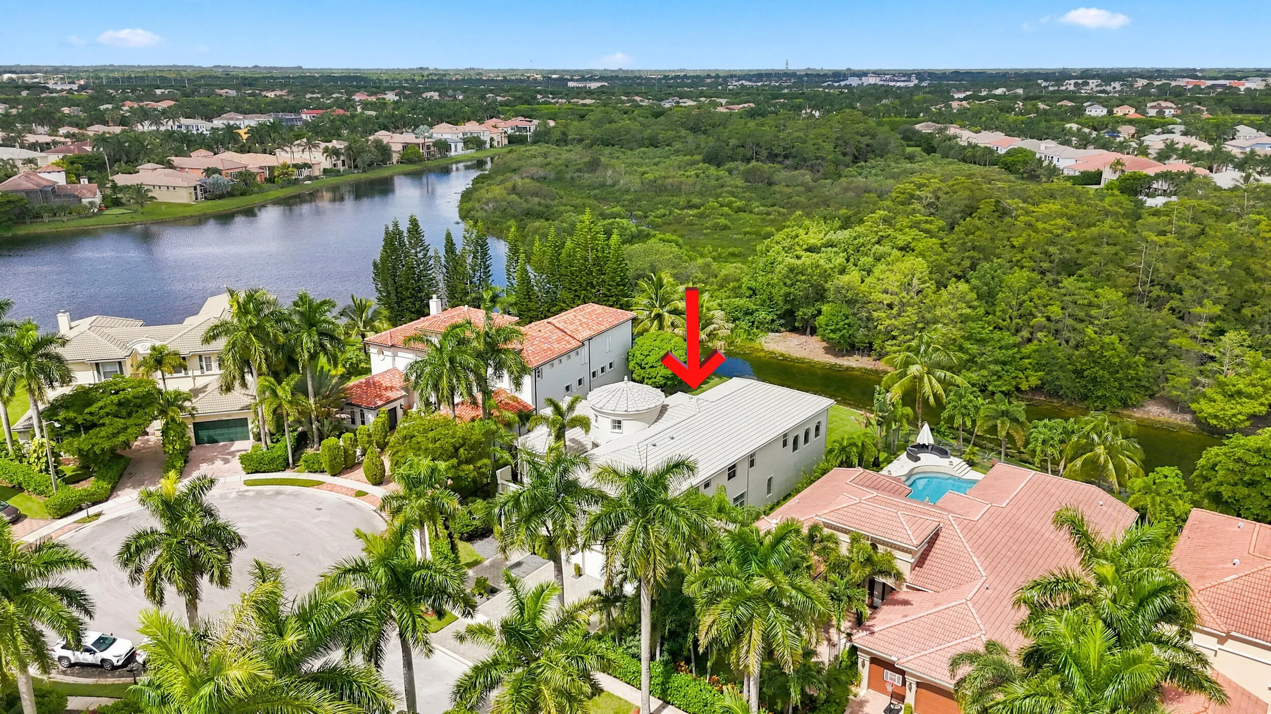 Premium cul de sac lake/natural preserve lot with mature landscape and 3 car garage