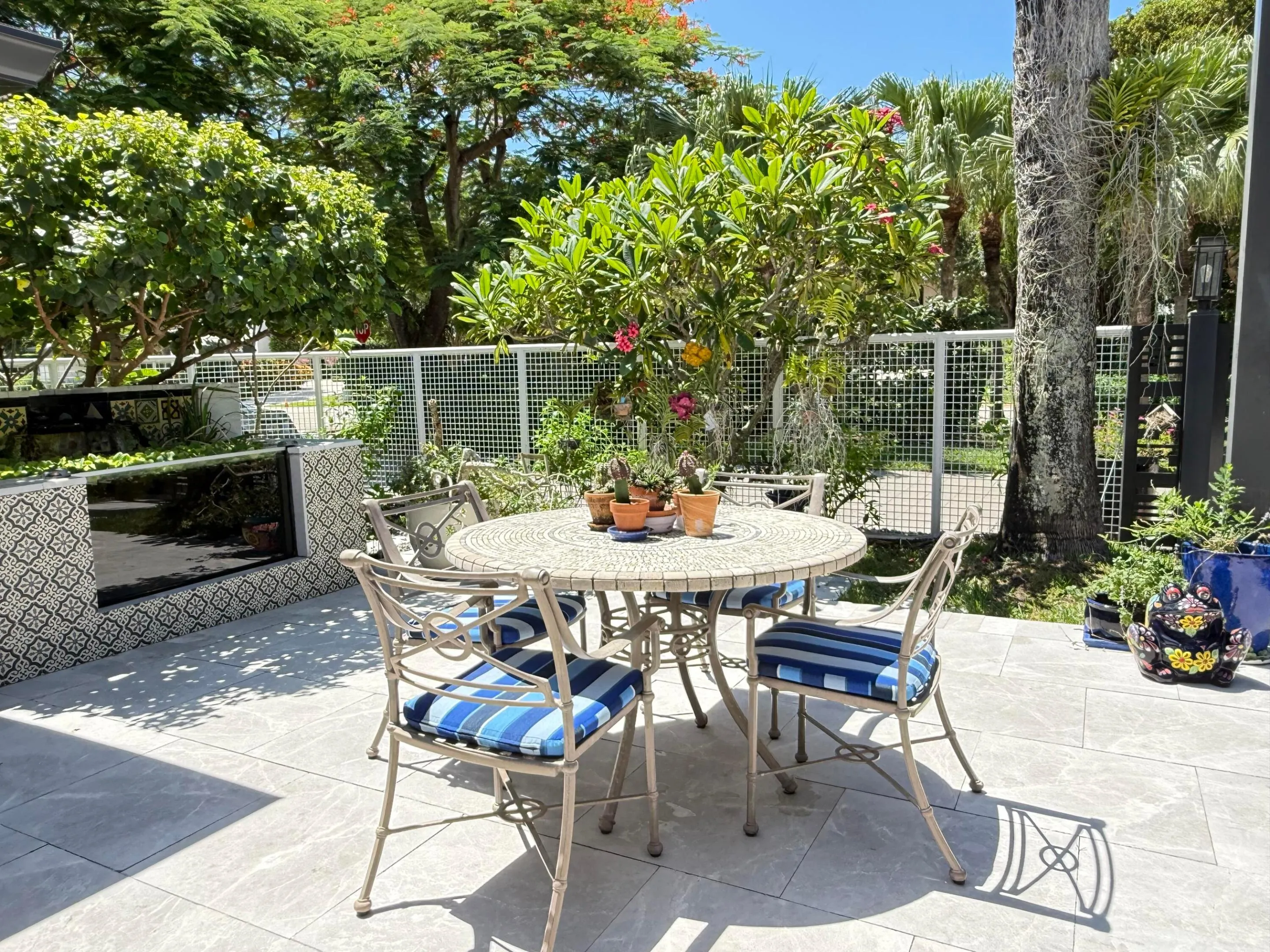 Fenced Patio Courtyard