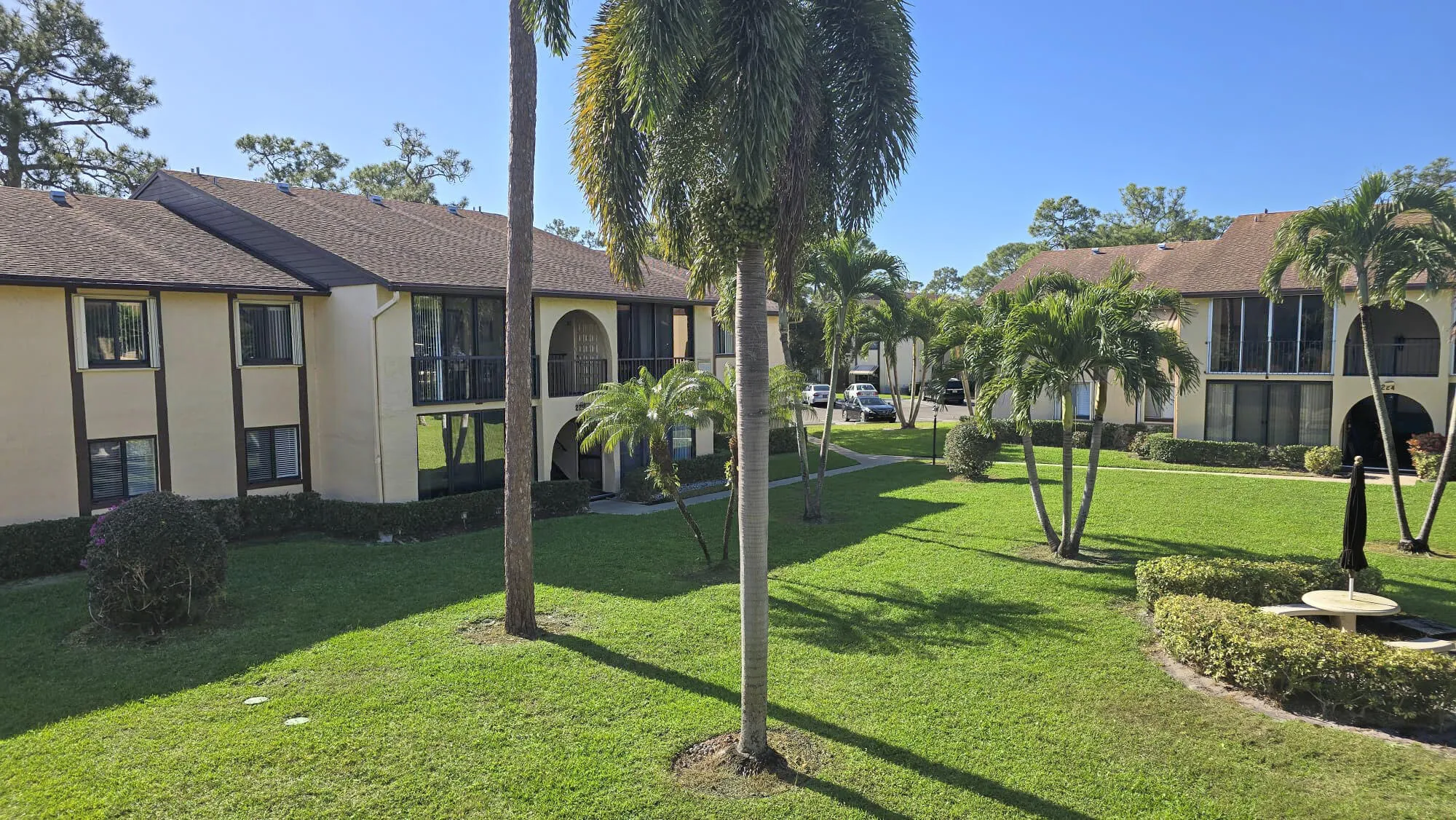 222 Pine Hov Cir B2_002