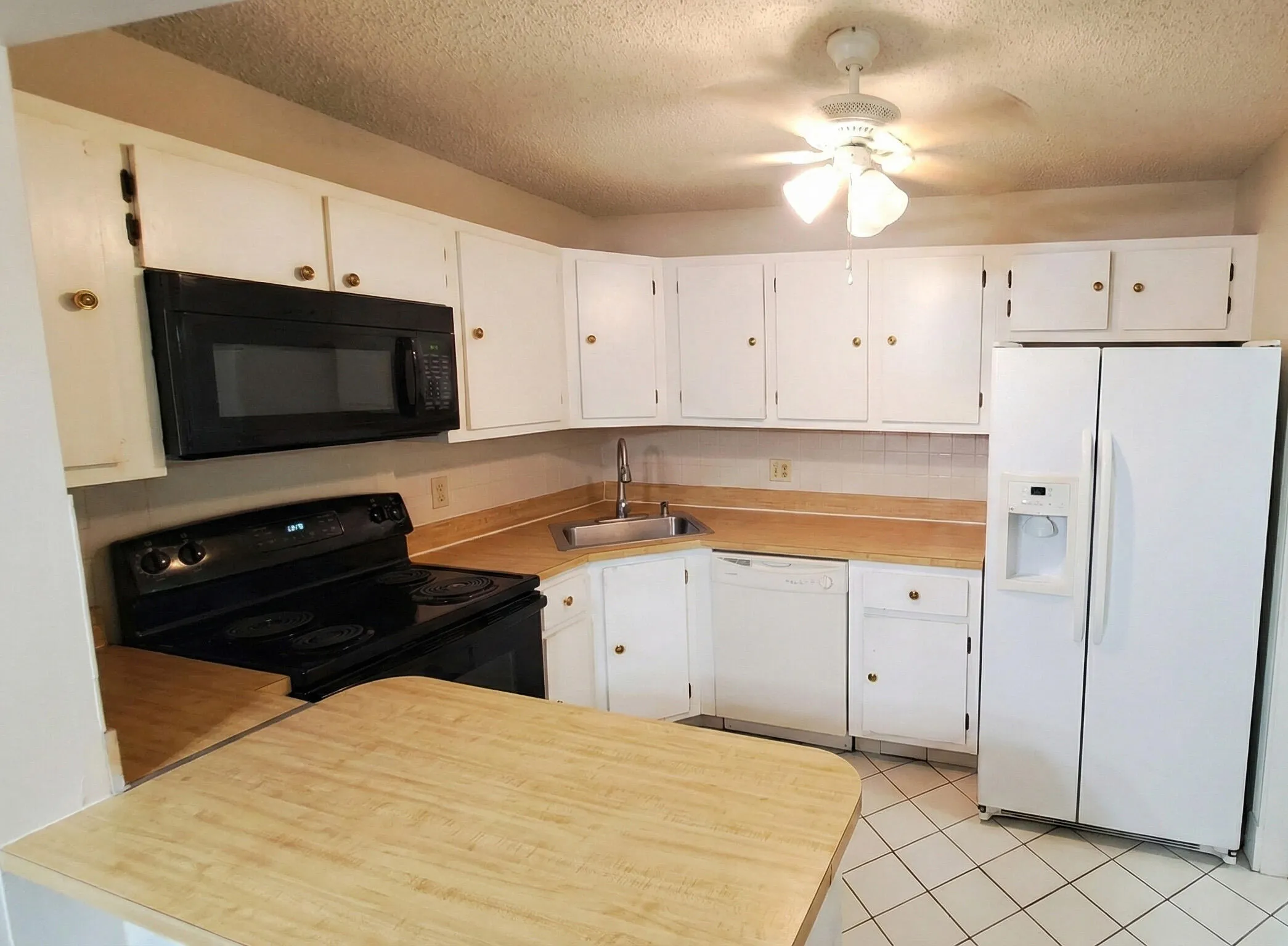 222 Pine Hov Cir B2_006