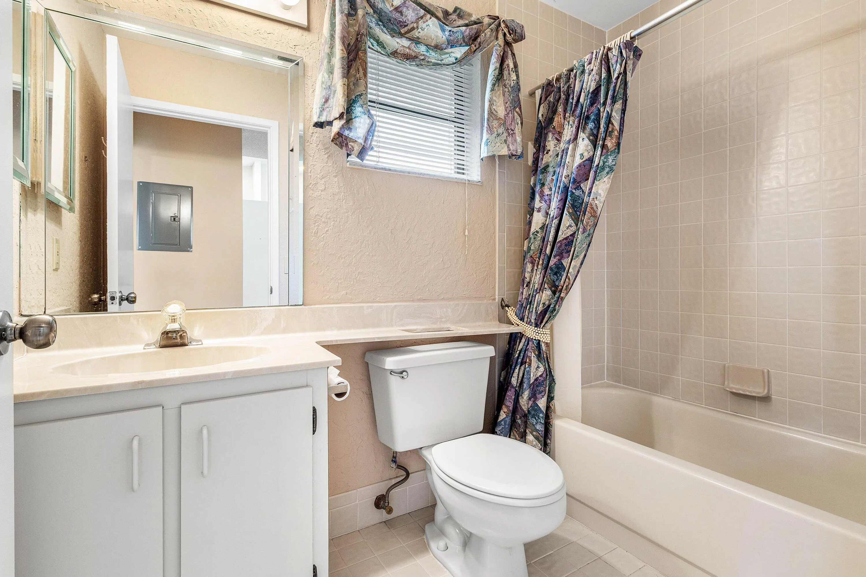 012-8271SunLakeDrive-BocaRaton-FL-33496-​​‌​​​​‌​​‌‌​‌‌​​​‌‌​‌​‌​‌​​​‌​​