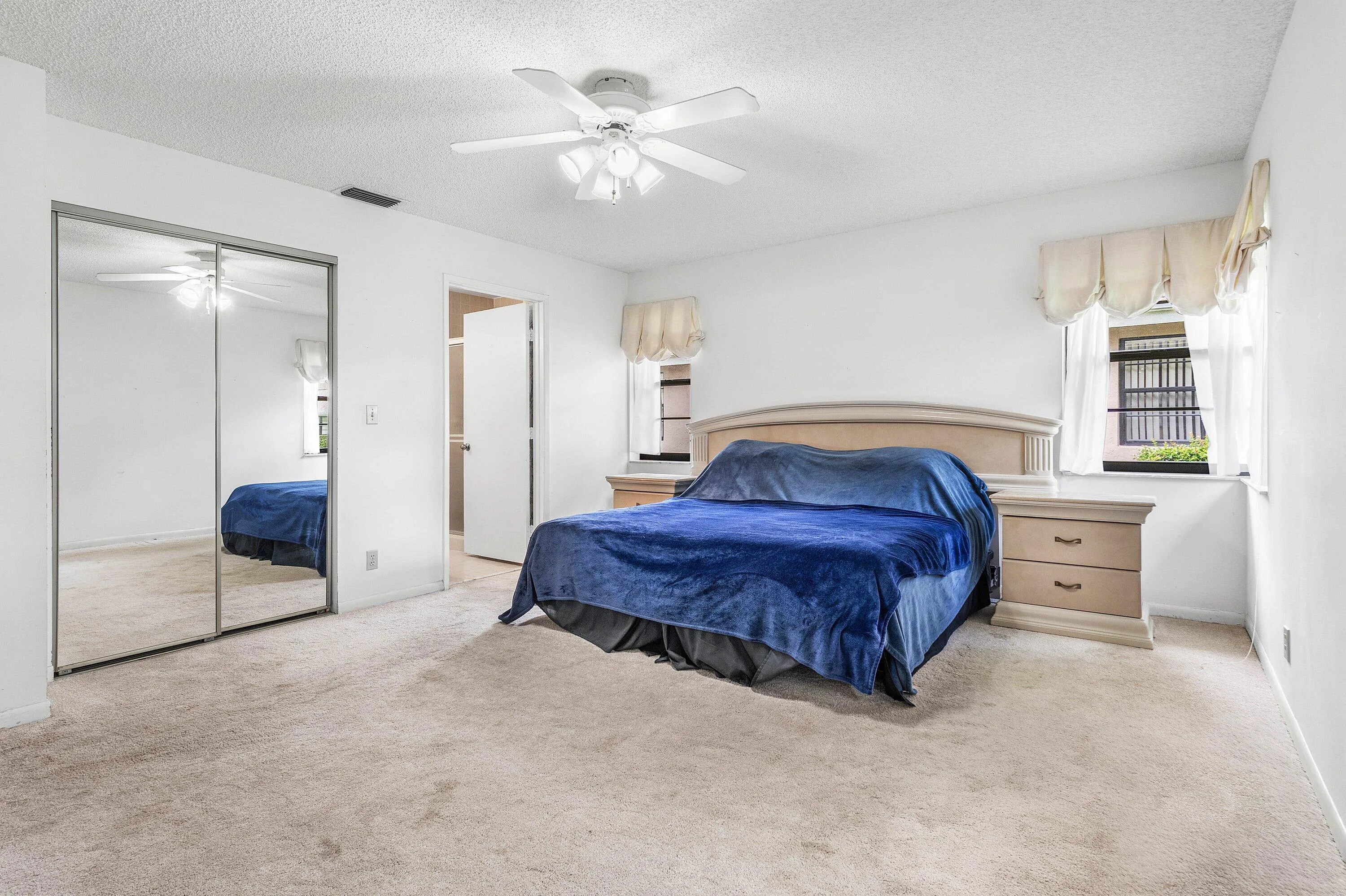 023-8271SunLakeDrive-BocaRaton-FL-33496-