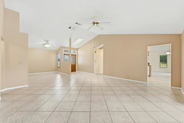 Large living/dining Combo