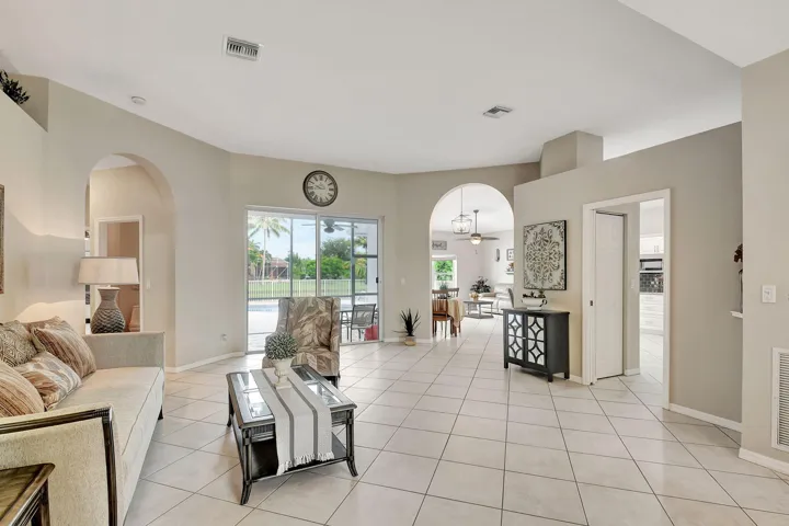 7-web-or-mls-House (5)