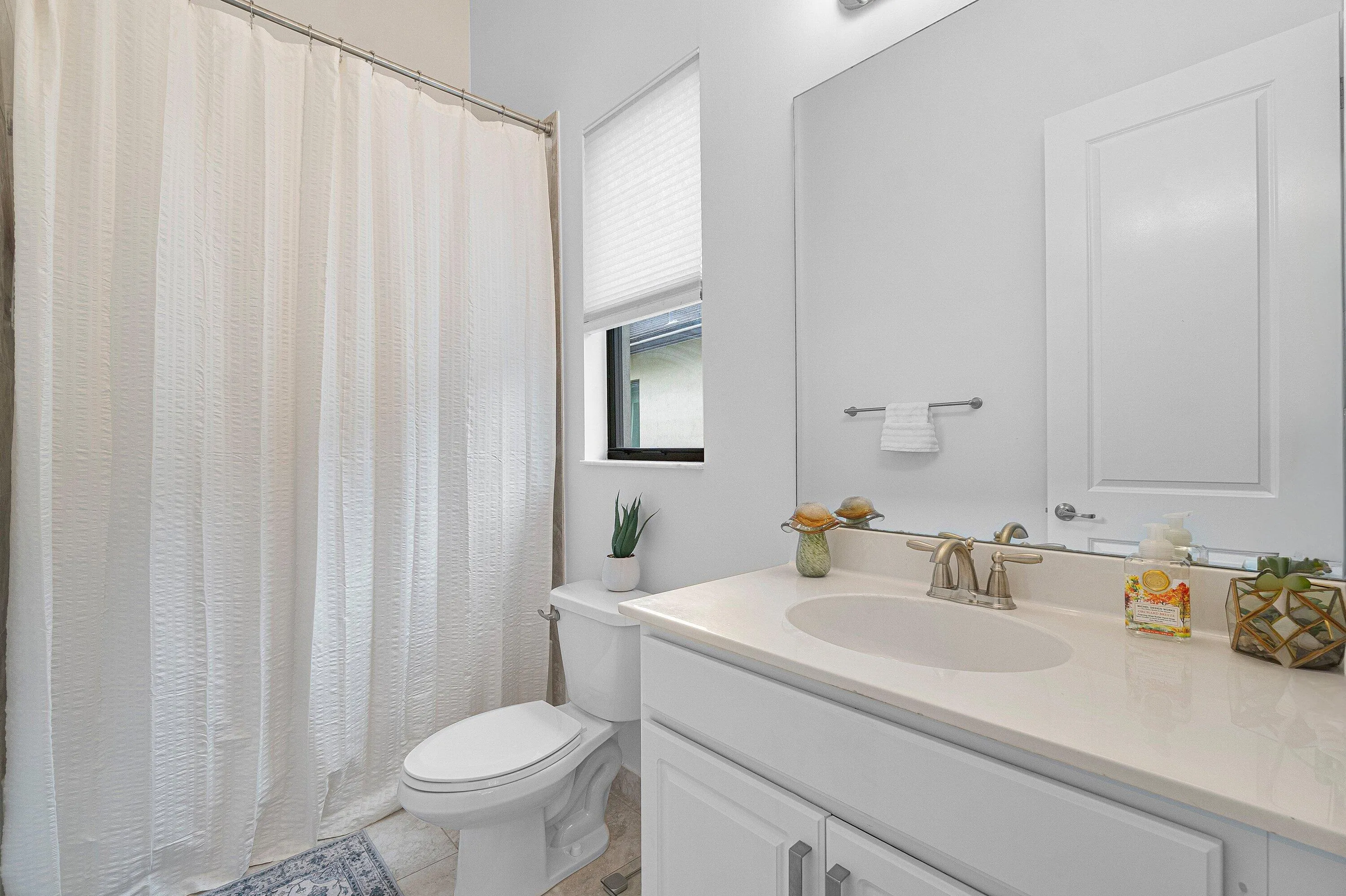 022-8331GrandPrixLane-BoyntonBeach-FL-33