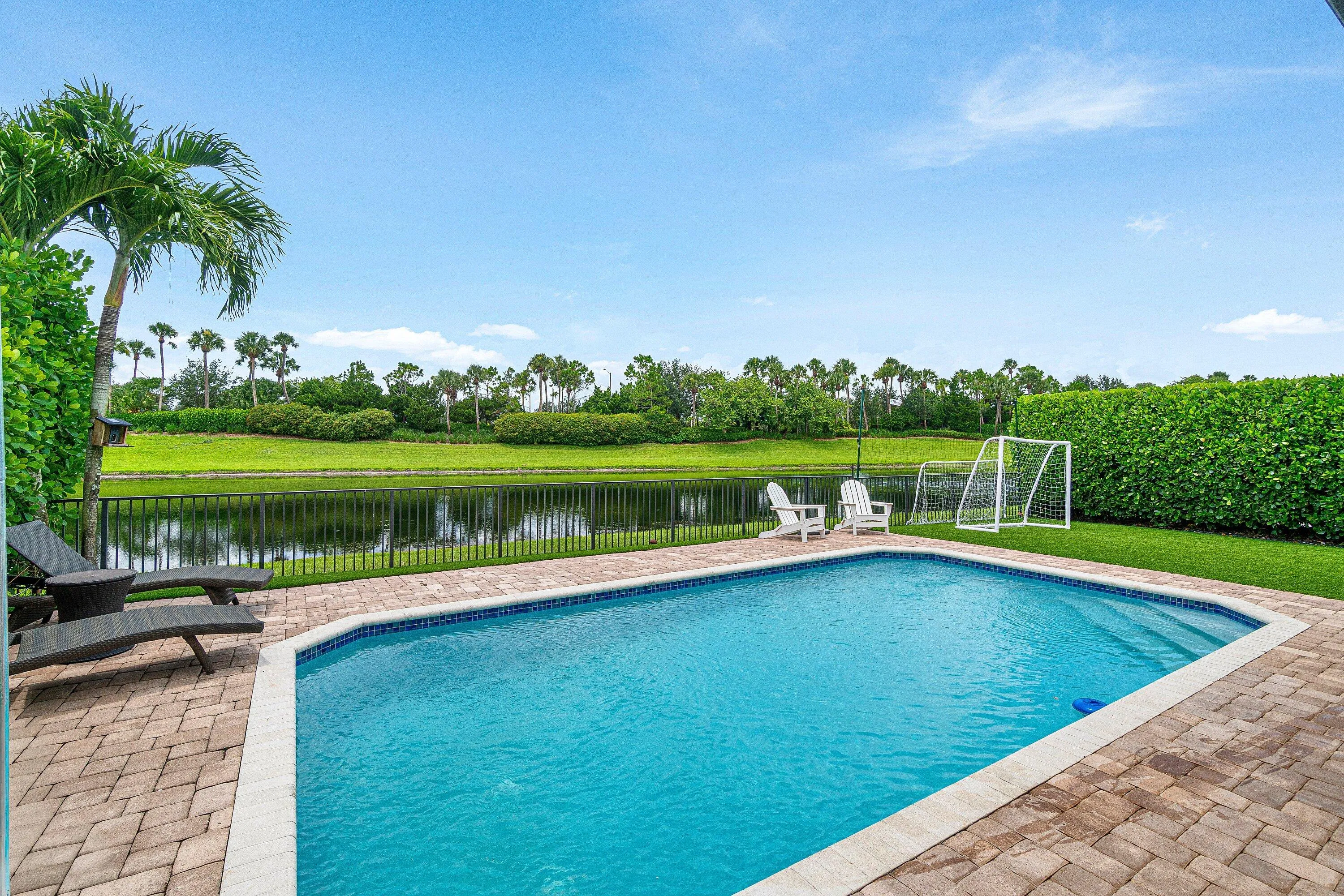 051-8331GrandPrixLane-BoyntonBeach-FL-33