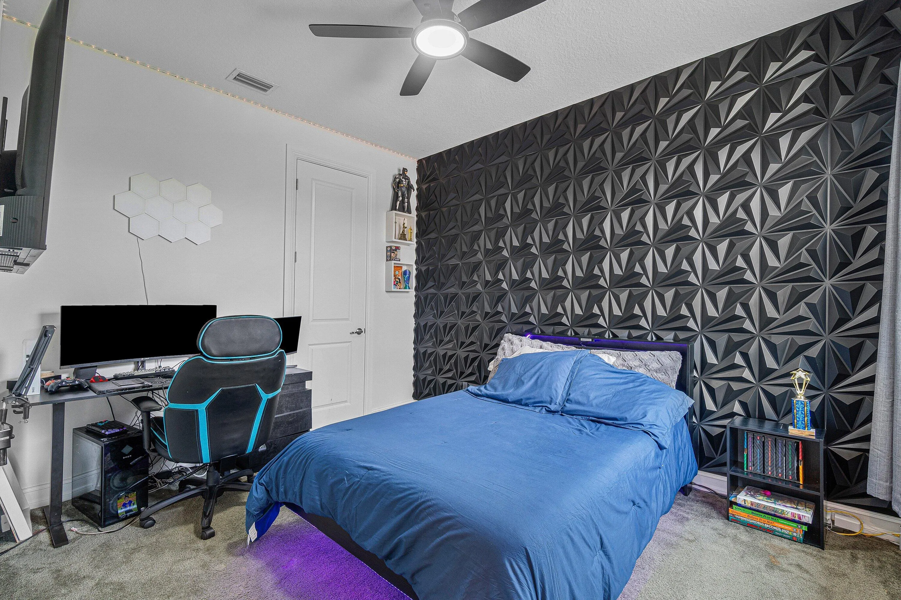 044-8331GrandPrixLane-BoyntonBeach-FL-33