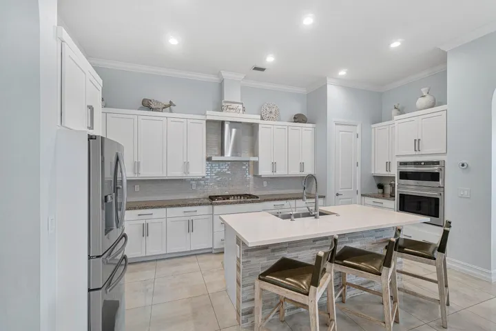 008-8331GrandPrixLane-BoyntonBeach-FL-33