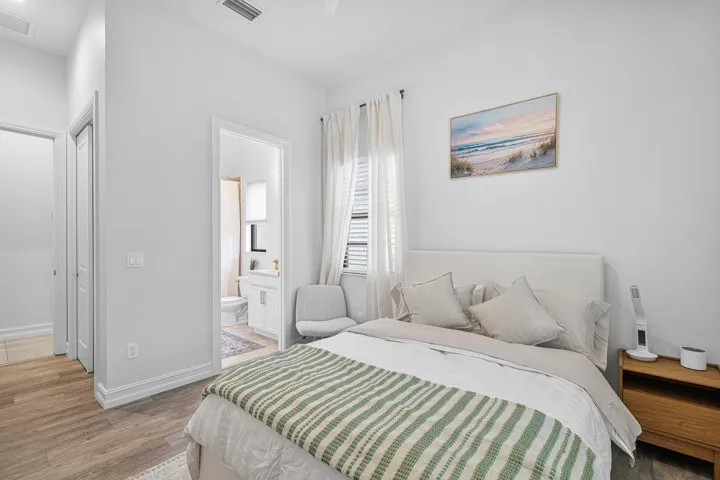 024-8331GrandPrixLane-BoyntonBeach-FL-33