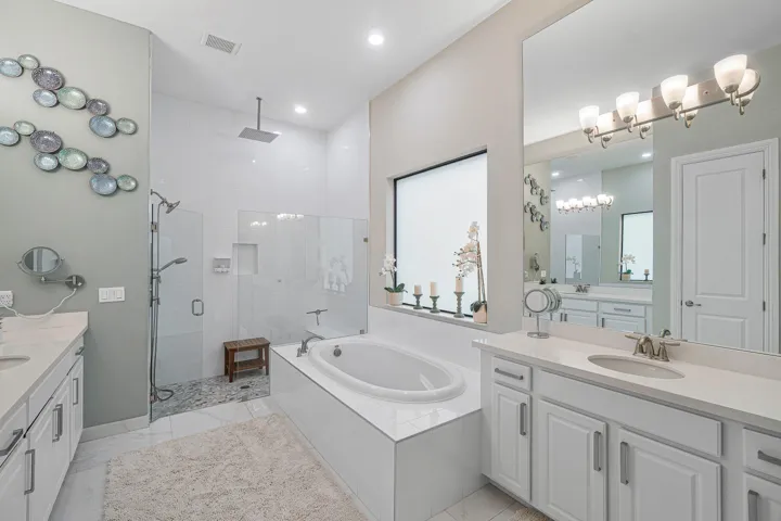 031-8331GrandPrixLane-BoyntonBeach-FL-33