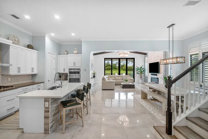 007-8331GrandPrixLane-BoyntonBeach-FL-33