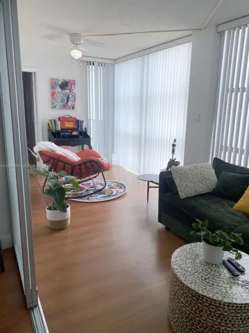 Den