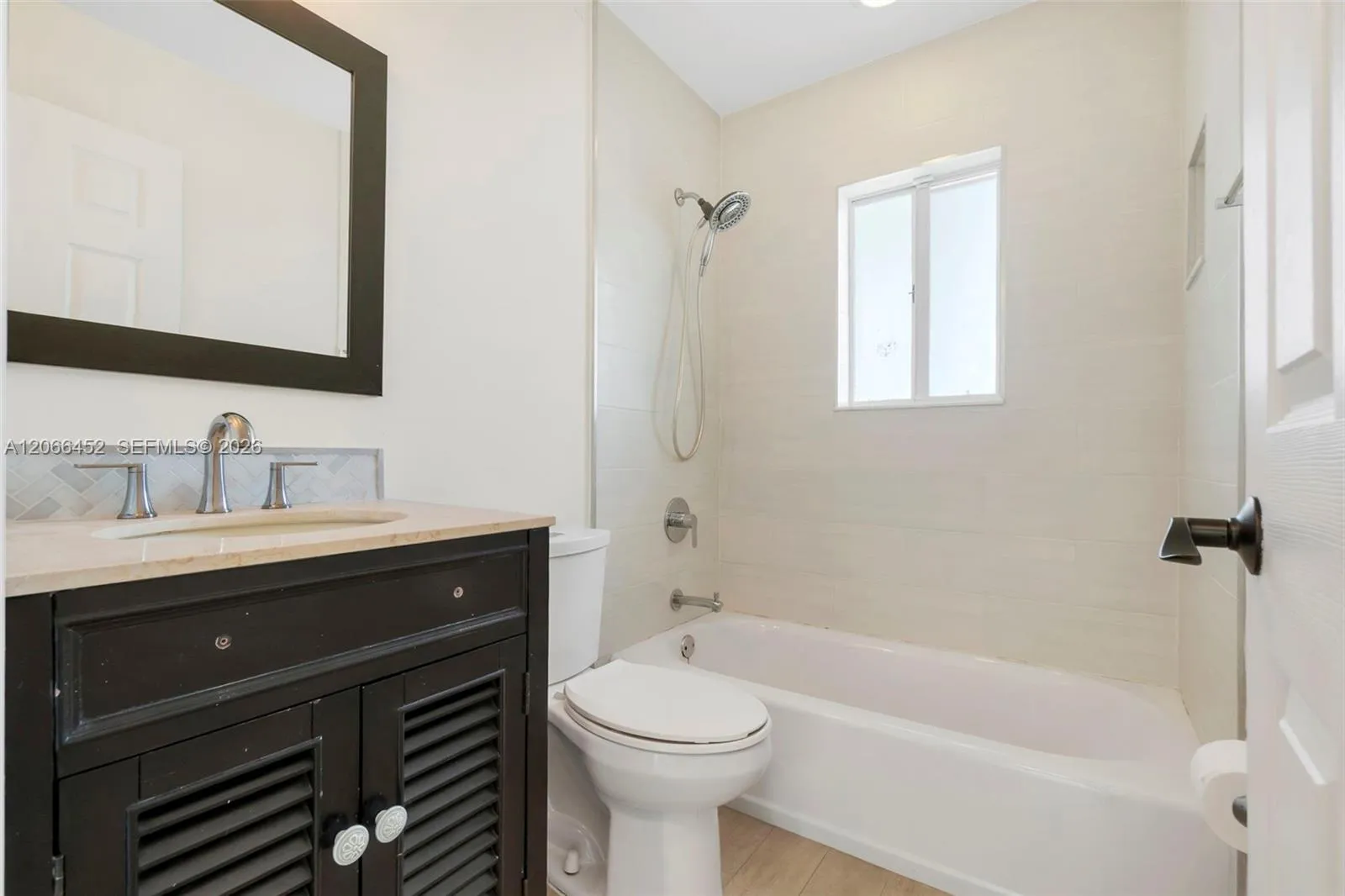 2nd Bathroom