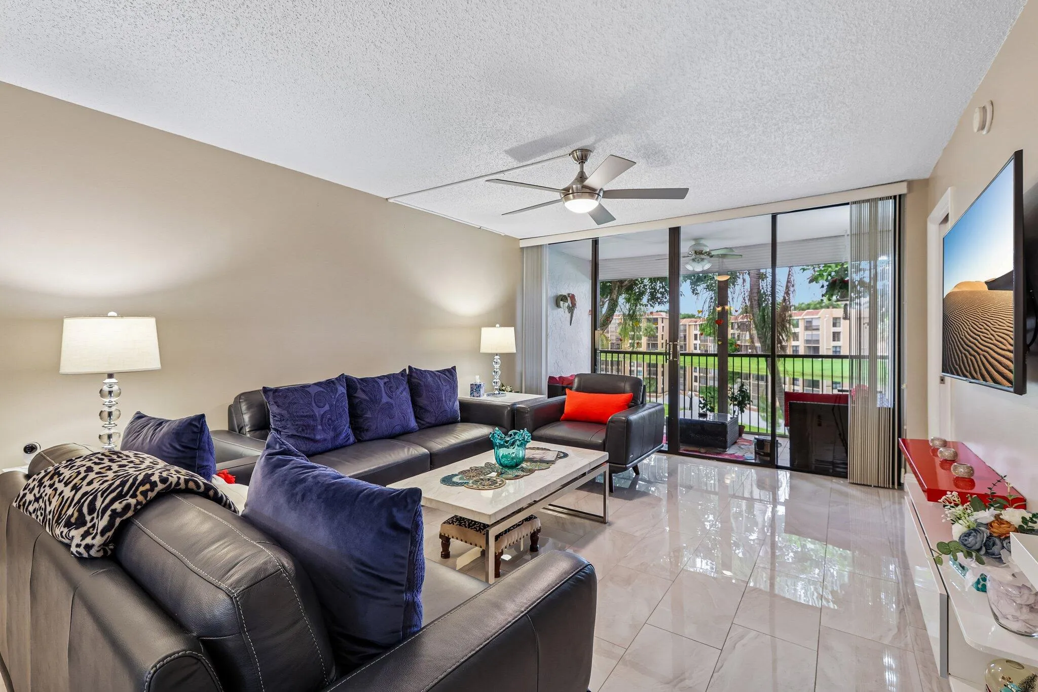 8-web-or-mls-Coral Lake Dr 206-S0608-008