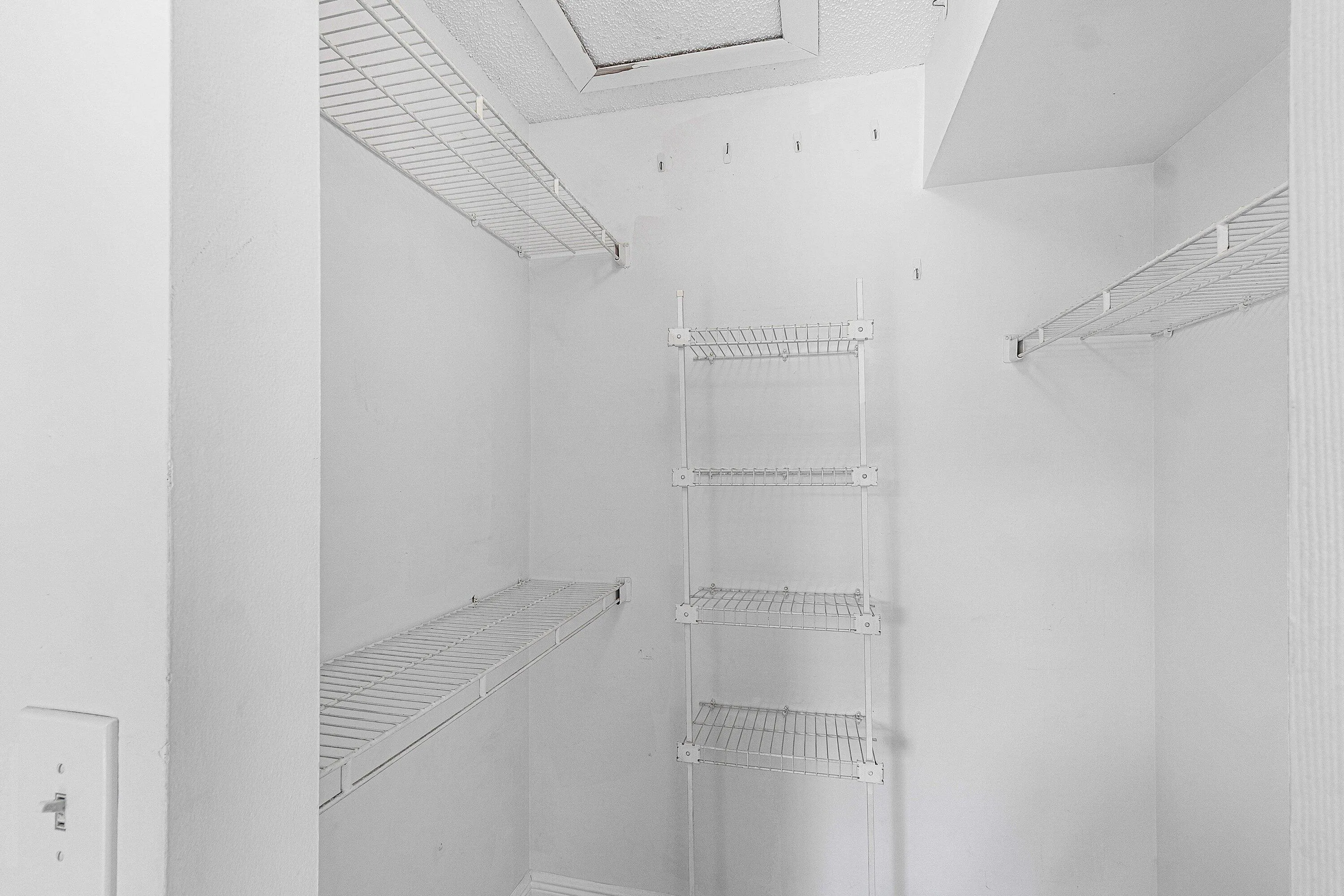 walk in closet