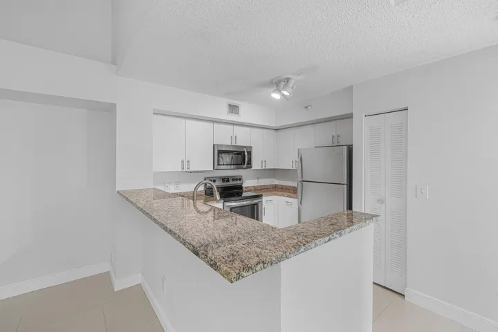 bar hight granite counter top