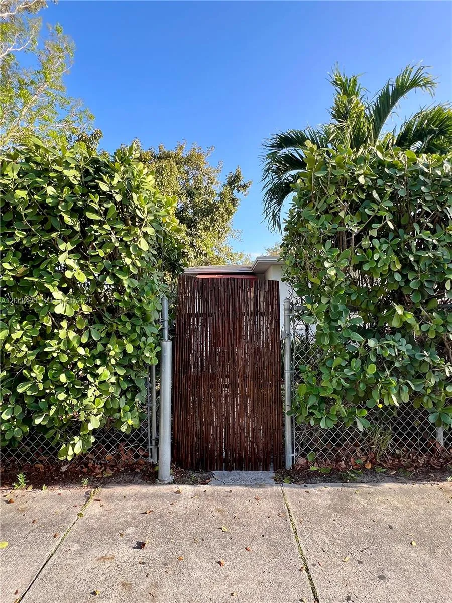 Property photo 40