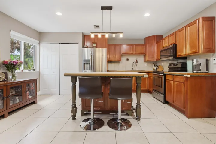 Kitchen with Island