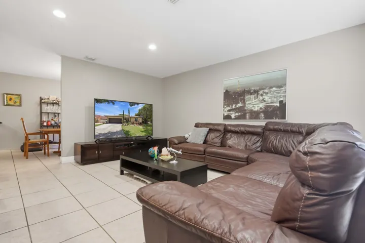 Other View of Entertainment Room