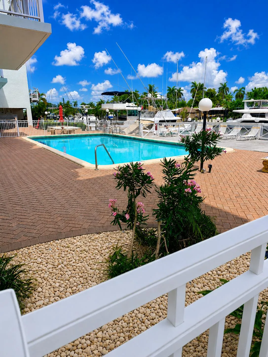 Pool GPT