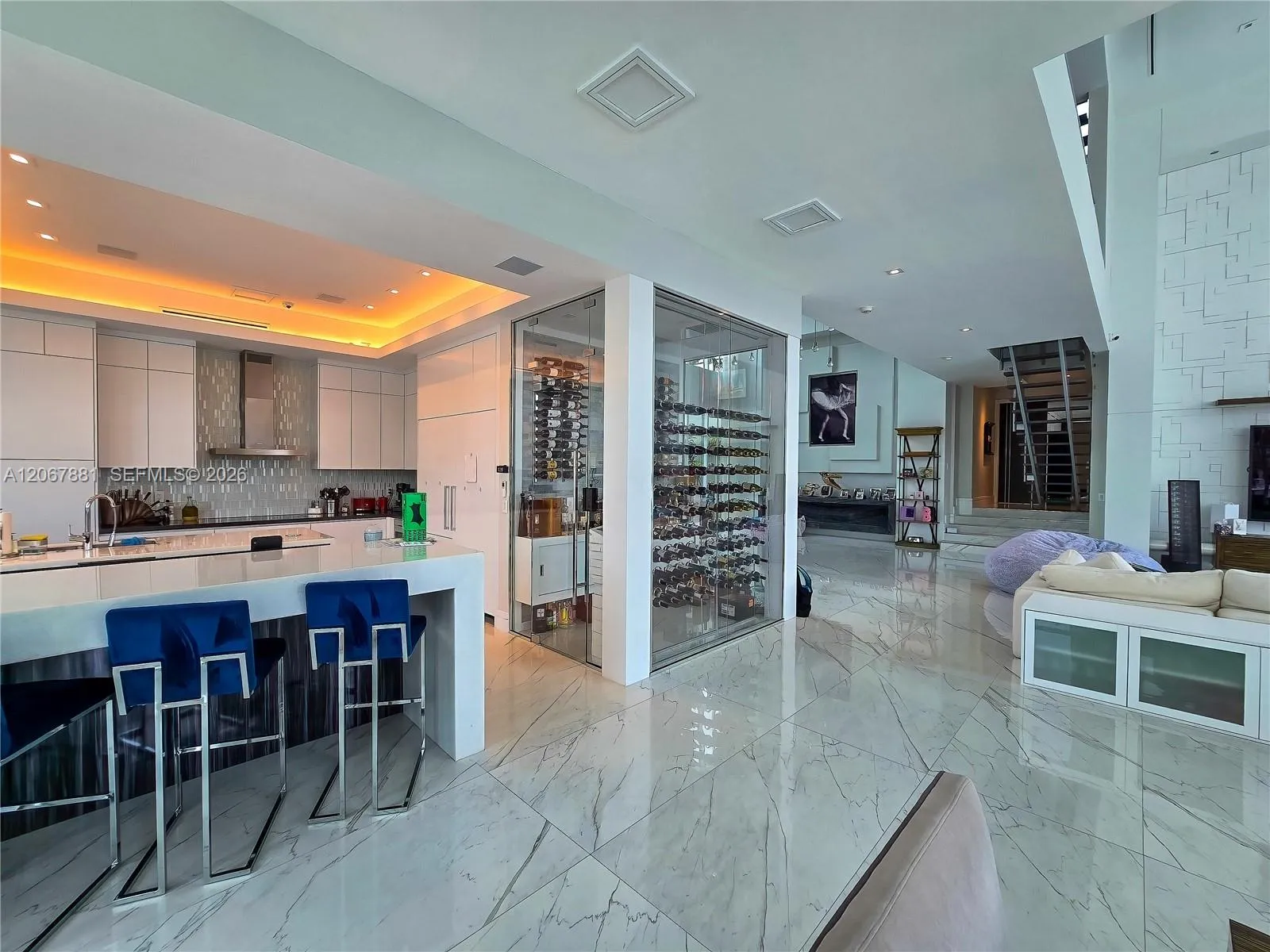Property photo 209