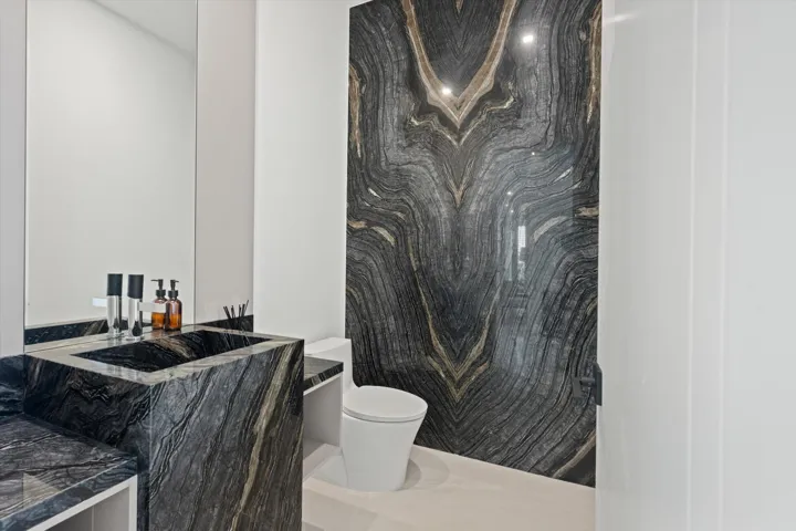 Powder room