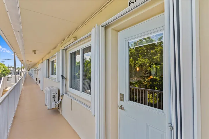 Photo 35