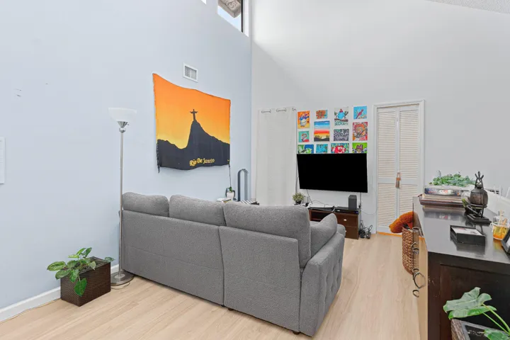 018-2757Southwest2ndStreet-DelrayBeach-F