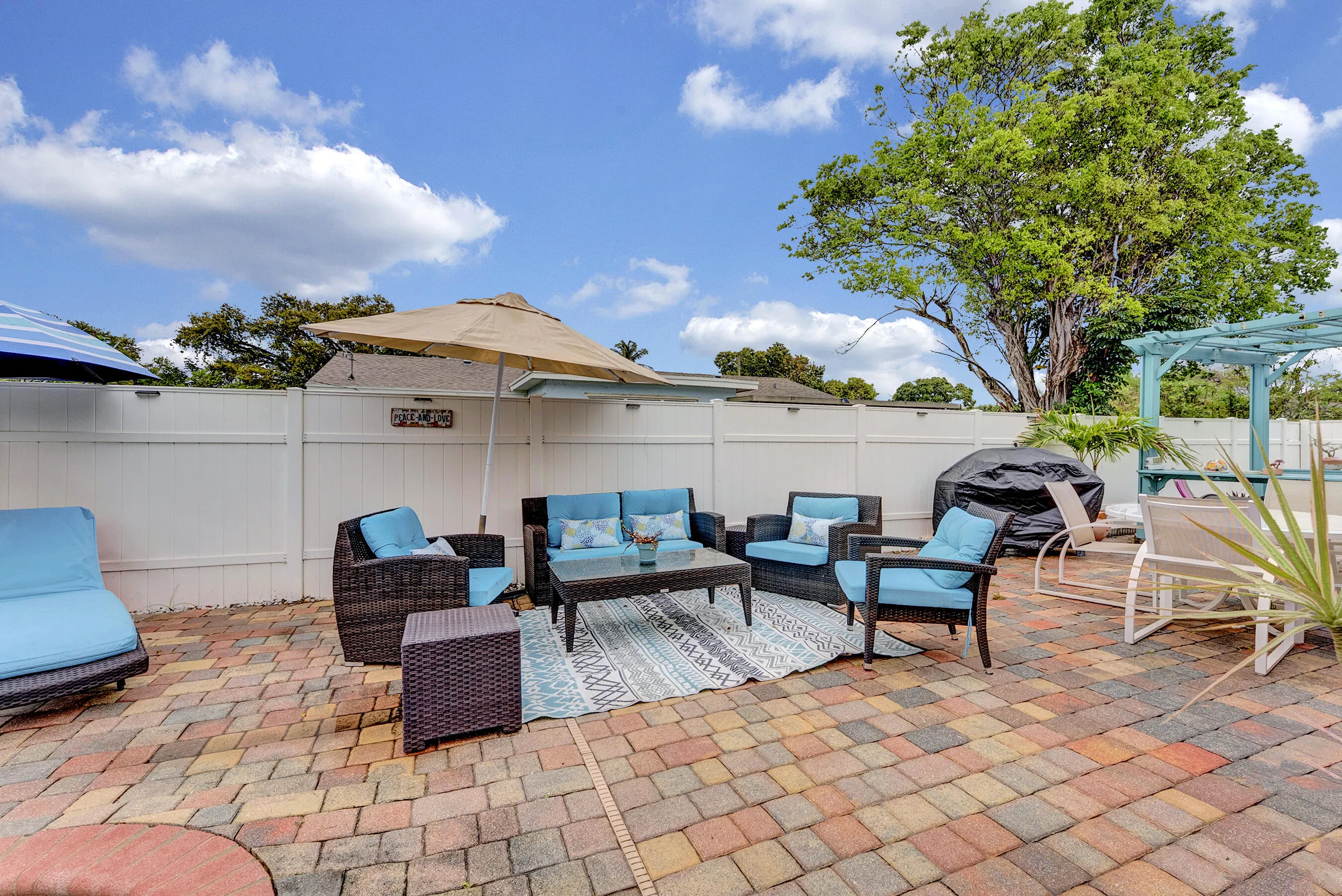 Yard/Patio