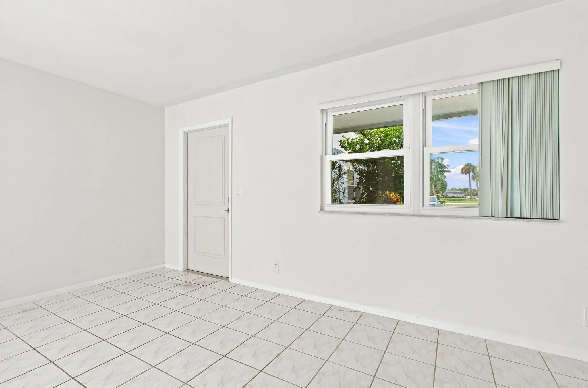 2-web-or-mls-294-tuscany-f