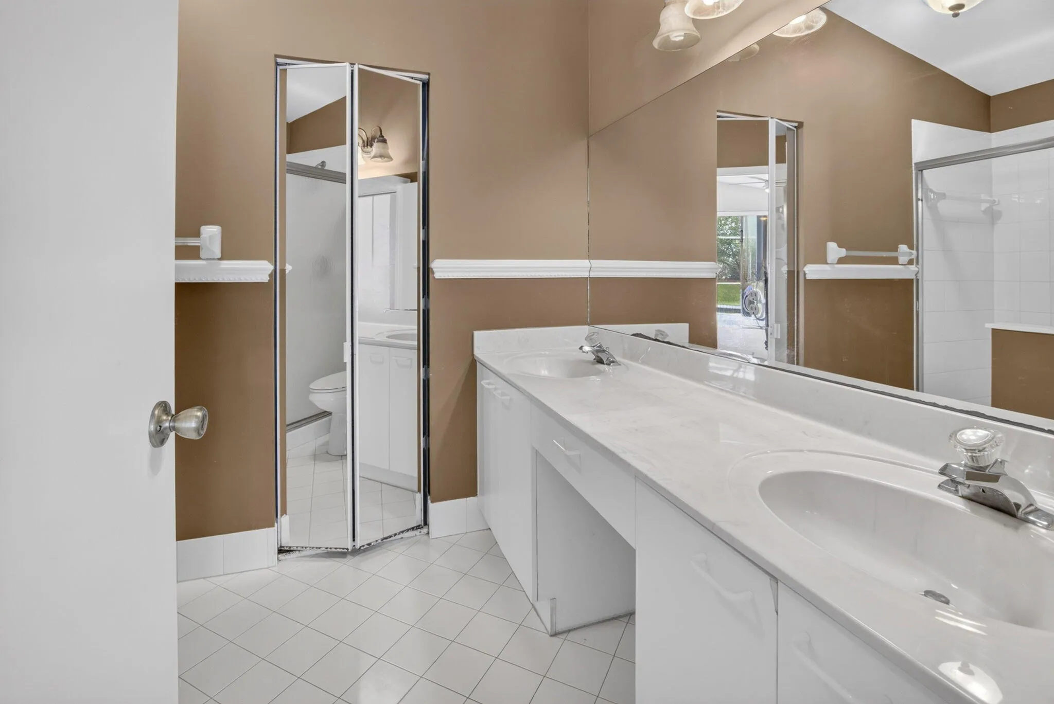 Owners Bathroom