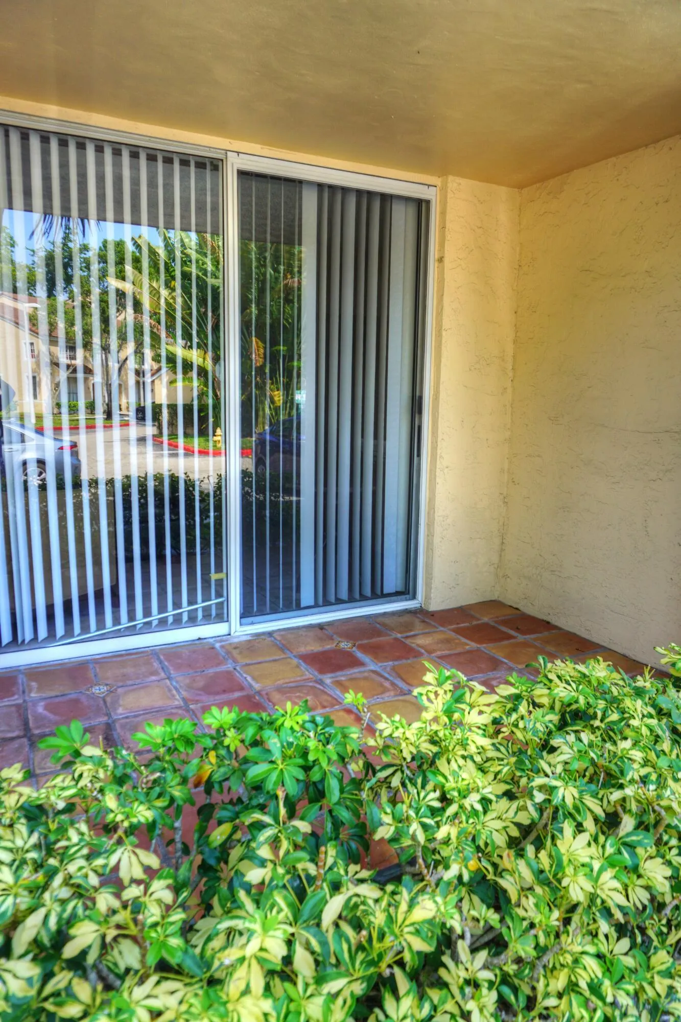 EXTERIOR PORCH #2