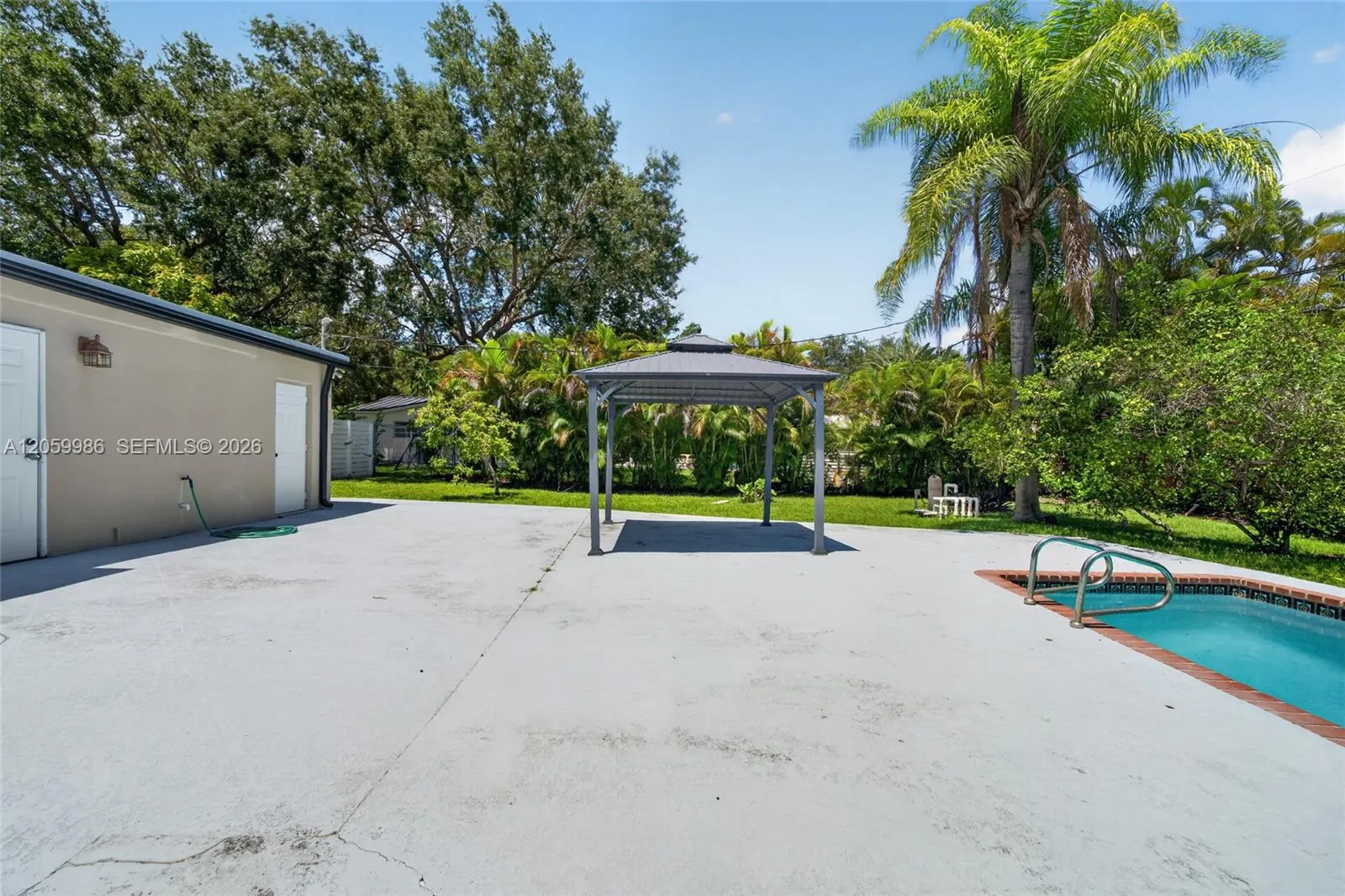 Property photo 40
